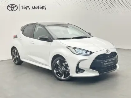 Photo 19 Toyota Yaris Hybride 130h Première