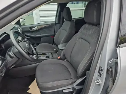 Photo 9 Ford Kuga 2.5 Duratec 180ch Hybrid FlexiFuel Titanium Business Powershift