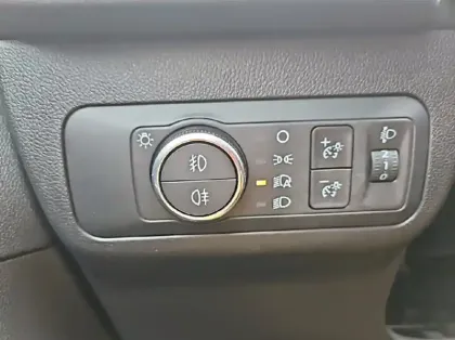 Photo 17 Ford Kuga 2.5 Duratec 180ch Hybrid FlexiFuel Titanium Business Powershift