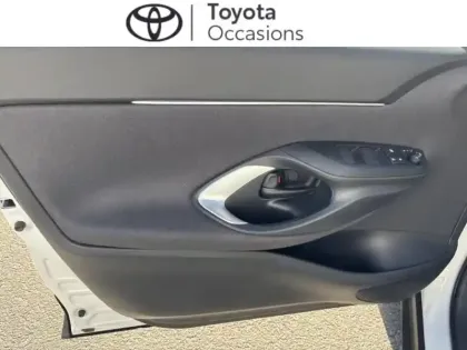 Photo 12 Toyota Yaris  Cross 116h Dynamic MY22