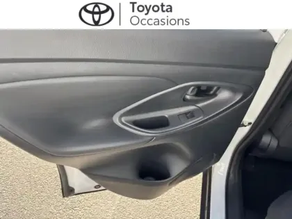 Photo 14 Toyota Yaris  Cross 116h Dynamic MY22