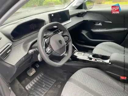 Photo 14 Peugeot 208  e- 136ch 50 kWh Allure