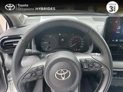 Photo 12 Toyota Yaris  116h Dynamic 5p MC24
