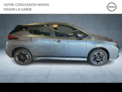 Photo 8 Nissan Leaf  150ch 40kWh Acenta 22