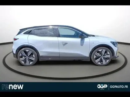 Photo 6 Renault Megane  E-Tech Electric EV60 220ch Iconic super charge -B