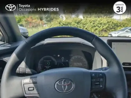 Photo 12 Toyota C-HR  2.0 Hybride 200ch Design MY25
