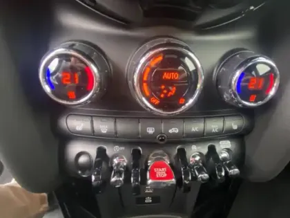 Photo 10 Mini Mini  Cooper S 178ch  John Cooper Works BVA7