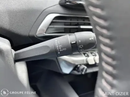 Photo 13 Peugeot 3008  1.2 PureTech 130ch S&S Active Pack