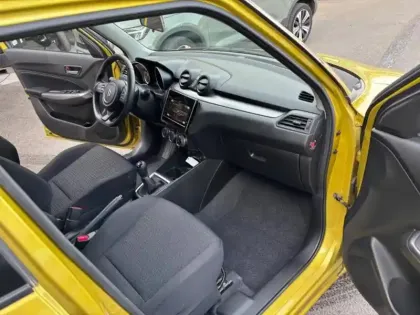 Photo 12 Suzuki Swift  1.2 Dualjet Hybrid 83ch Pack