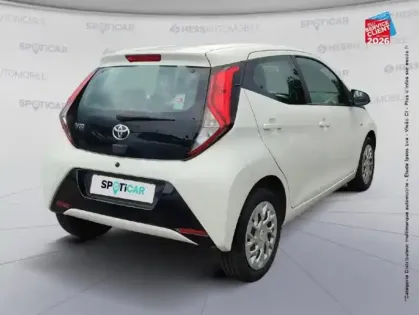 Photo 5 Toyota Aygo  1.0 VVT-i 72ch x-play 5p