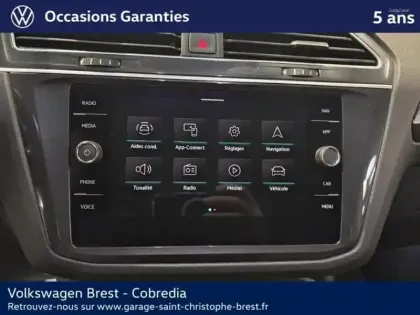 Photo 10 Volkswagen Tiguan  2.0 TDI 150ch Life Business DSG7