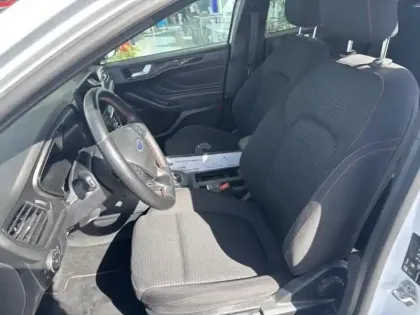 Photo 10 Ford Focus  SW 1.0 Flexifuel mHEV 125ch ST-Line X Powershift BIOETHANOL