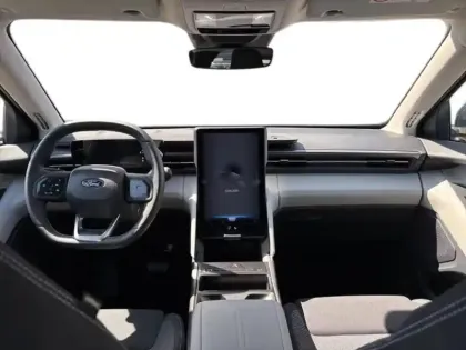 Photo 6 Ford Explorer  170ch Standard Range 52kWh Style RWD