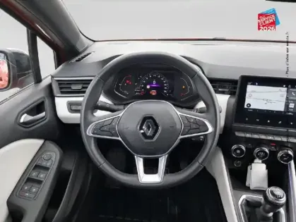 Photo 26 Renault Clio  1.0 TCe 90ch Techno Camera GPS