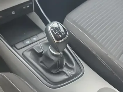 Photo 9 Hyundai I20  1.0 T-GDi 100ch Hybrid Intuitive