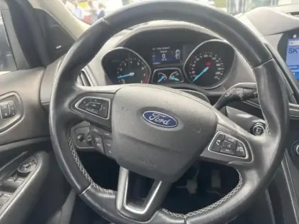 Photo 7 Ford Kuga  1.5 Flexifuel-E85 150ch Stop&Start Vignale 4x2 Euro6.2