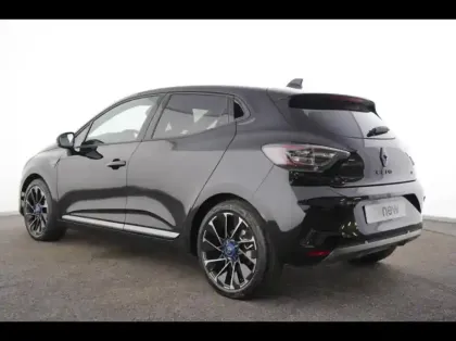 Photo 17 Renault Clio  1.6 E-Tech 145ch full hybrid esprit Alpine - 24