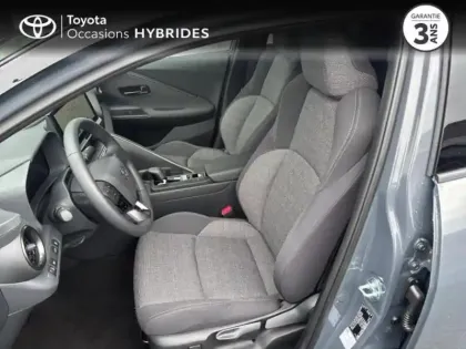Photo 10 Toyota C-HR  1.8 Hybride 140ch Graphic MY26