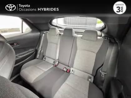 Photo 11 Toyota C-HR  1.8 Hybride 140ch Graphic MY26