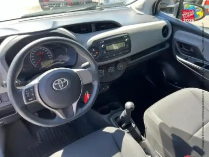 Photo 14 Toyota Yaris  69 VVT-i Tendance 3p