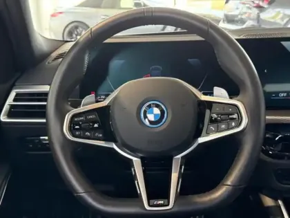 Photo 5 BMW Serie 3 Série 3 Touring 330eA 292ch M Sport