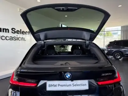 Photo 13 BMW Serie 3 Série 3 Touring 330eA 292ch M Sport