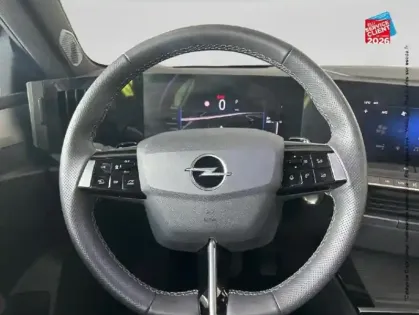 Photo 11 Opel Astra  1.2 Turbo Hybrid 145ch Edition e-DCT6