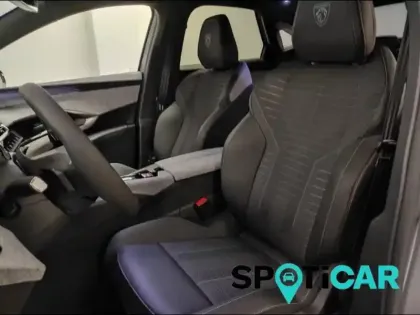 Photo 8 Peugeot 3008  1.2 Hybrid 145ch GT e-DCS6