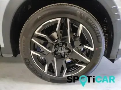 Photo 10 Peugeot 3008  1.2 Hybrid 145ch GT e-DCS6