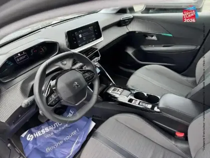Photo 14 Peugeot 208  e- 136ch Allure