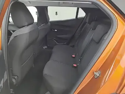 Photo 11 Peugeot 2008  PureTech 100 S&S BVM6