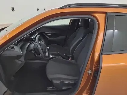 Photo 10 Peugeot 2008  PureTech 100 S&S BVM6