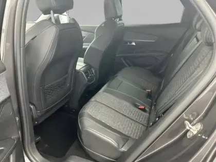 Photo 31 Peugeot 3008  Hybrid 225 e-EAT8