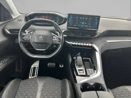 Photo 27 Peugeot 3008  Hybrid 225 e-EAT8