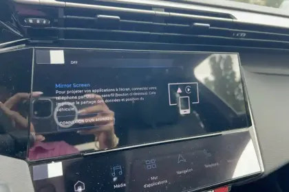 Photo 15 Peugeot 308  Hybrid 145 e-DCS6