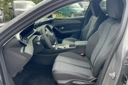 Photo 9 Peugeot 308  Hybrid 145 e-DCS6