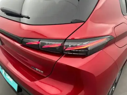 Photo 39 Peugeot 308  PHEV 180 e-EAT8