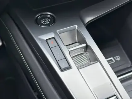 Photo 7 Peugeot 308  PHEV 180 e-EAT8
