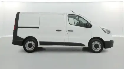 Photo 11 Renault Trafic  FG BLUE DCI 130 L1H1 3T GSR2