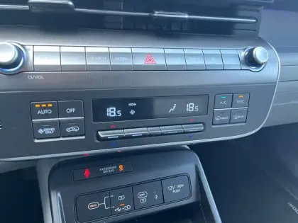 Photo 25 Hyundai Kona  Hybrid 141