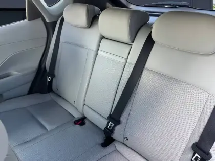Photo 12 Hyundai Kona  Hybrid 141