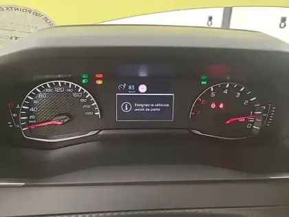 Photo 9 Peugeot 208  PureTech 100 S&S BVM6
