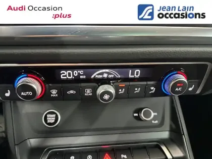 Photo 13 Audi Q3  35 TFSI 150 ch S tronic 7