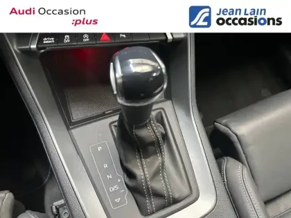 Photo 12 Audi Q3  35 TFSI 150 ch S tronic 7