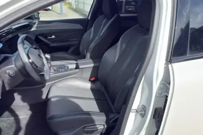 Photo 8 Peugeot 308  SW PureTech 130ch S&S BVM6