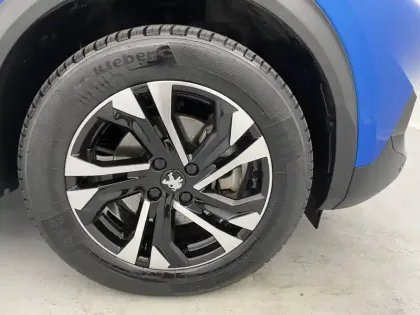 Photo 18 Peugeot 2008  Electrique 136 ch