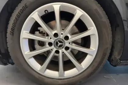 Photo 11 Mercedes Classe A  180 d 7G-DCT