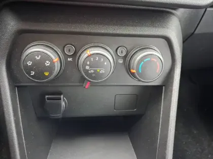 Photo 16 Dacia Sandero  TCe 90