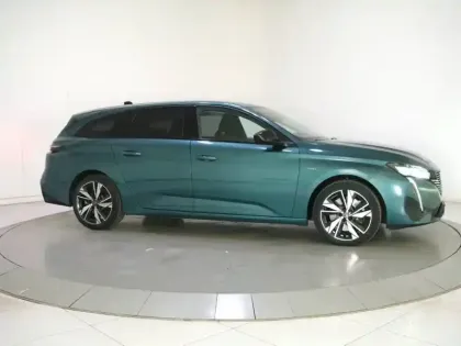 Photo 26 Peugeot 308  SW PHEV 180 e-EAT8