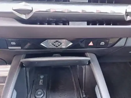 Photo 22 DS DS 4  Hybride E-Tense 225 EAT8